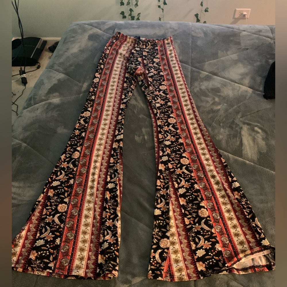 Windsor bohemian flare leggings one size